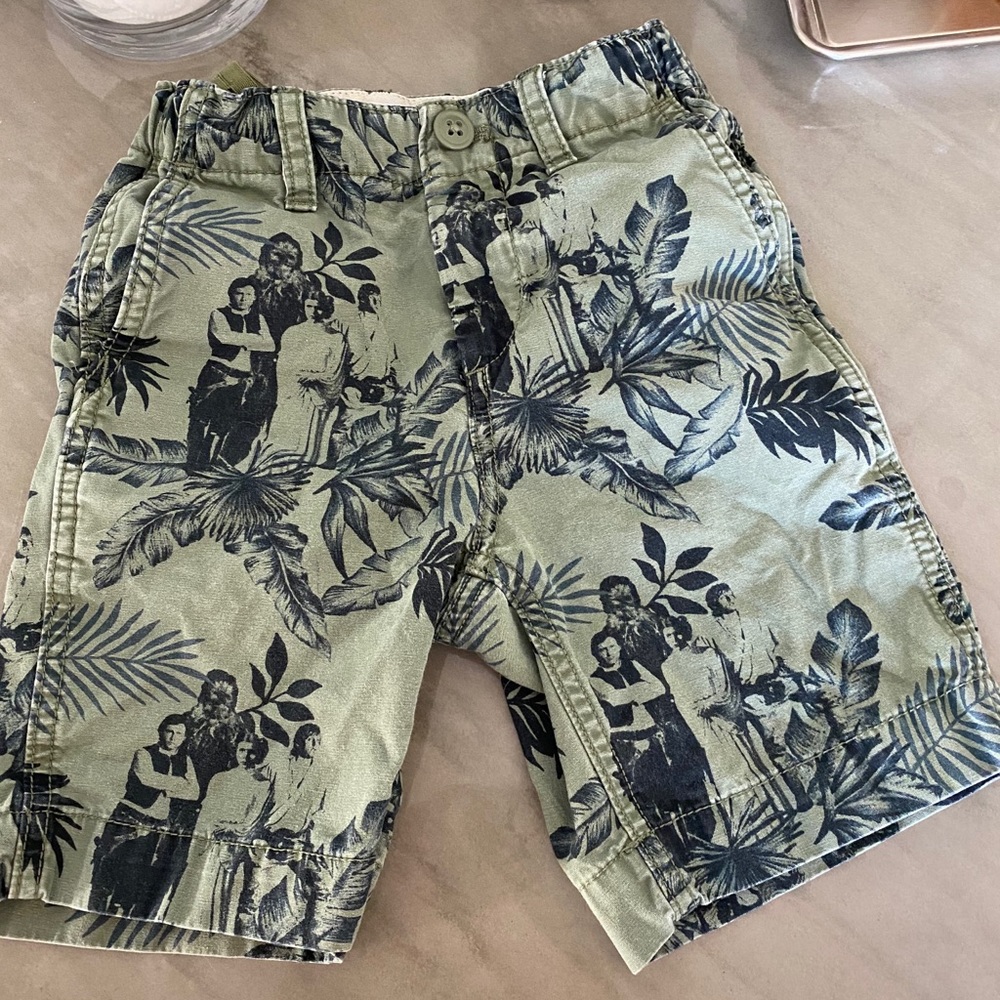 Gap x Star Wars shorts